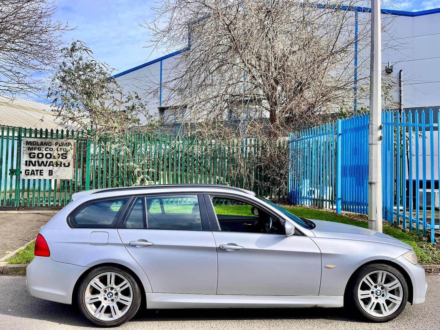 Used BMW 3 Series 2010 for sale - 77883114: Photo 7
