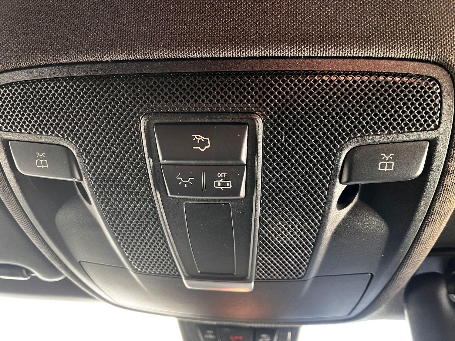 Used Mercedes-Benz A-Class 2016 for sale - 77131469: Photo 24