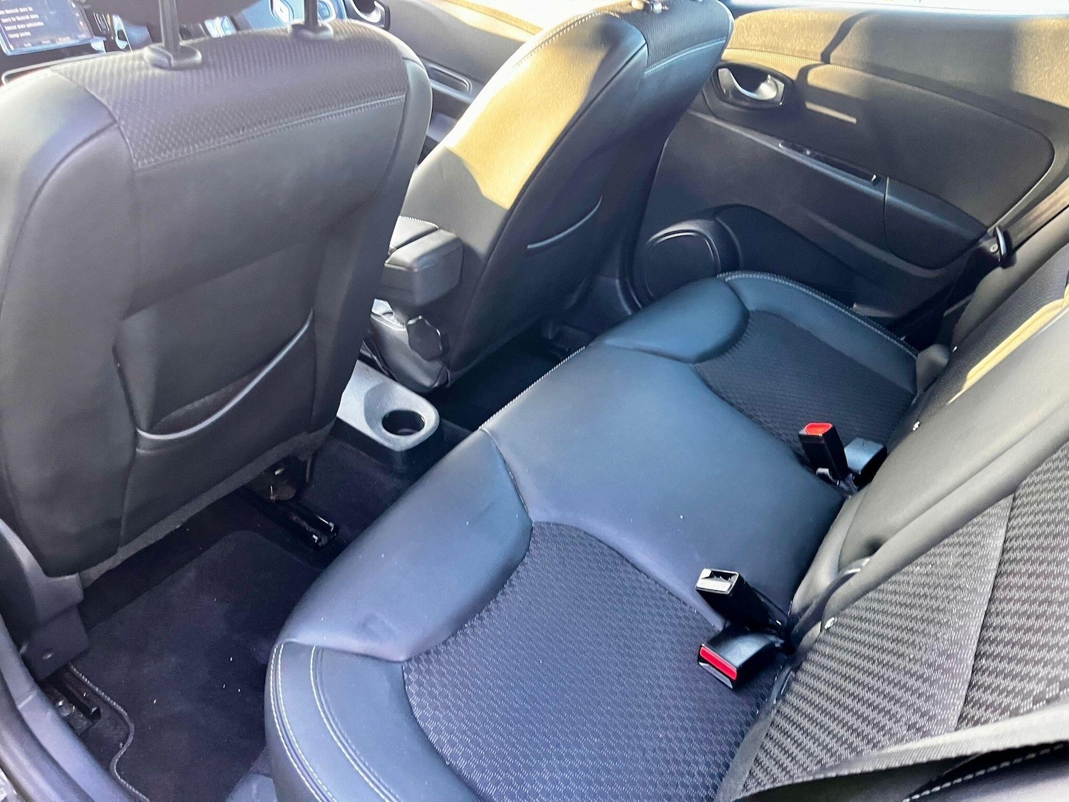 Used Renault Clio 2017 for sale - 77130754: Photo 11