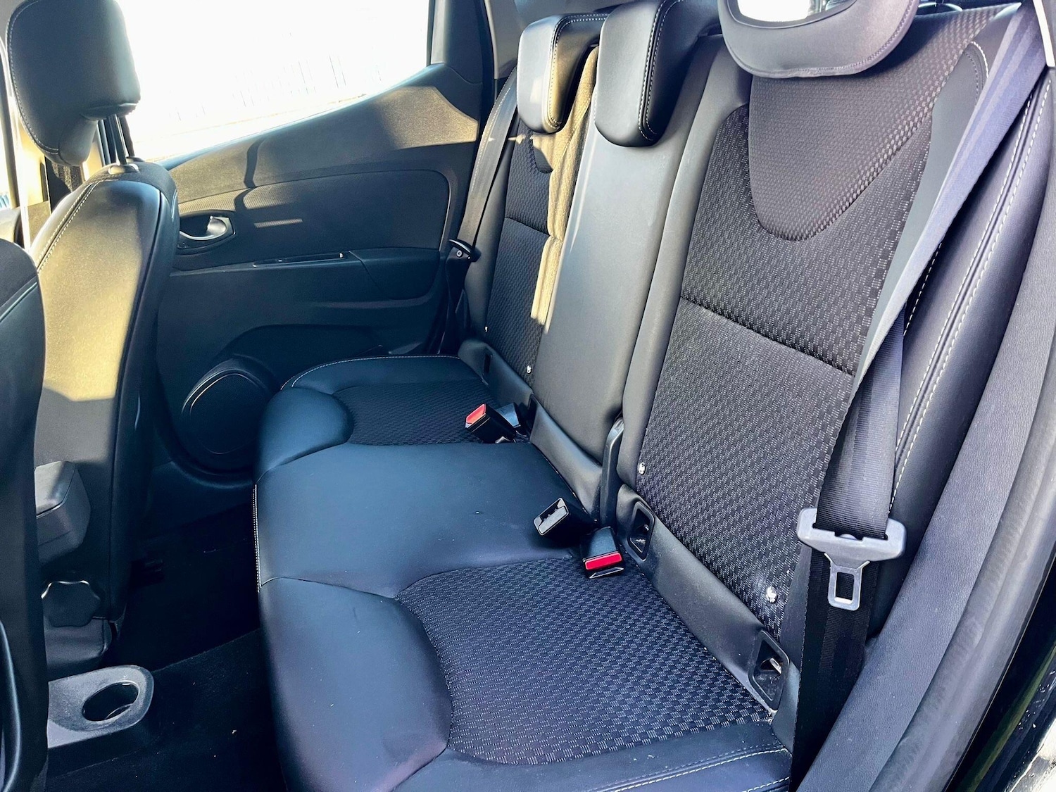 Used Renault Clio 2017 for sale - 77130754: Photo 12