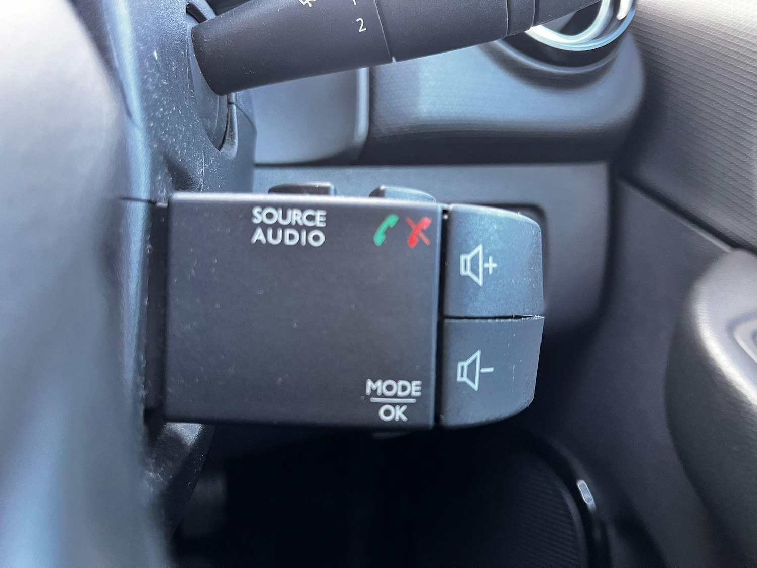 Used Renault Clio 2017 for sale - 77130754: Photo 17