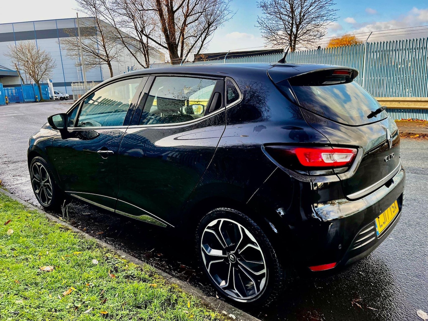 Used Renault Clio 2017 for sale - 77130754: Photo 4