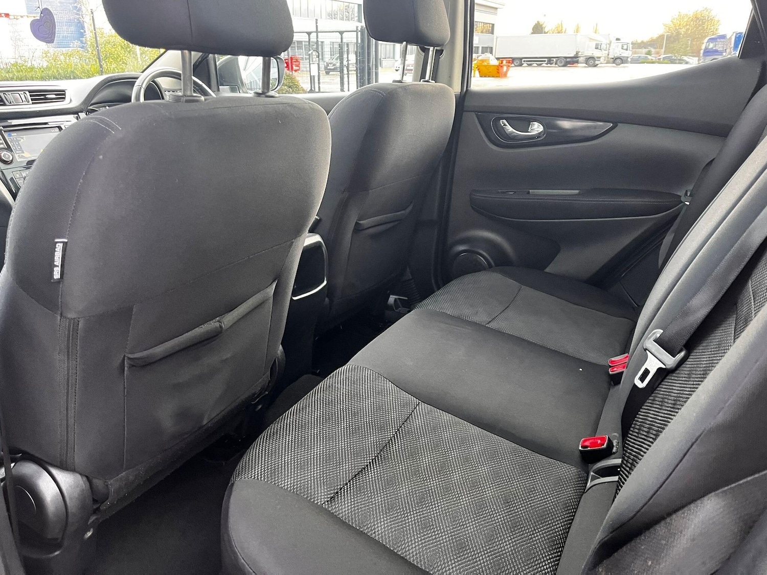 Used Nissan Qashqai 2016 for sale - 77131623: Photo 15