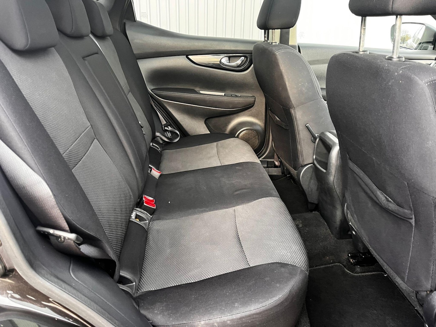 Used Nissan Qashqai 2016 for sale - 77131623: Photo 16