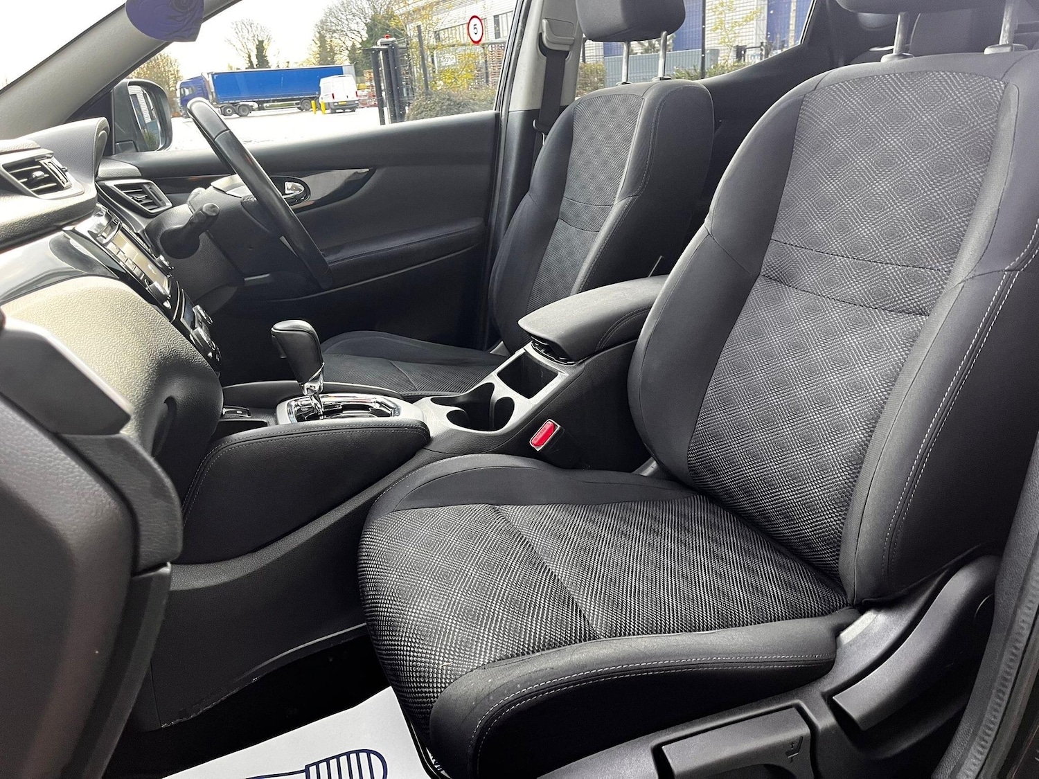 Used Nissan Qashqai 2016 for sale - 77131623: Photo 58