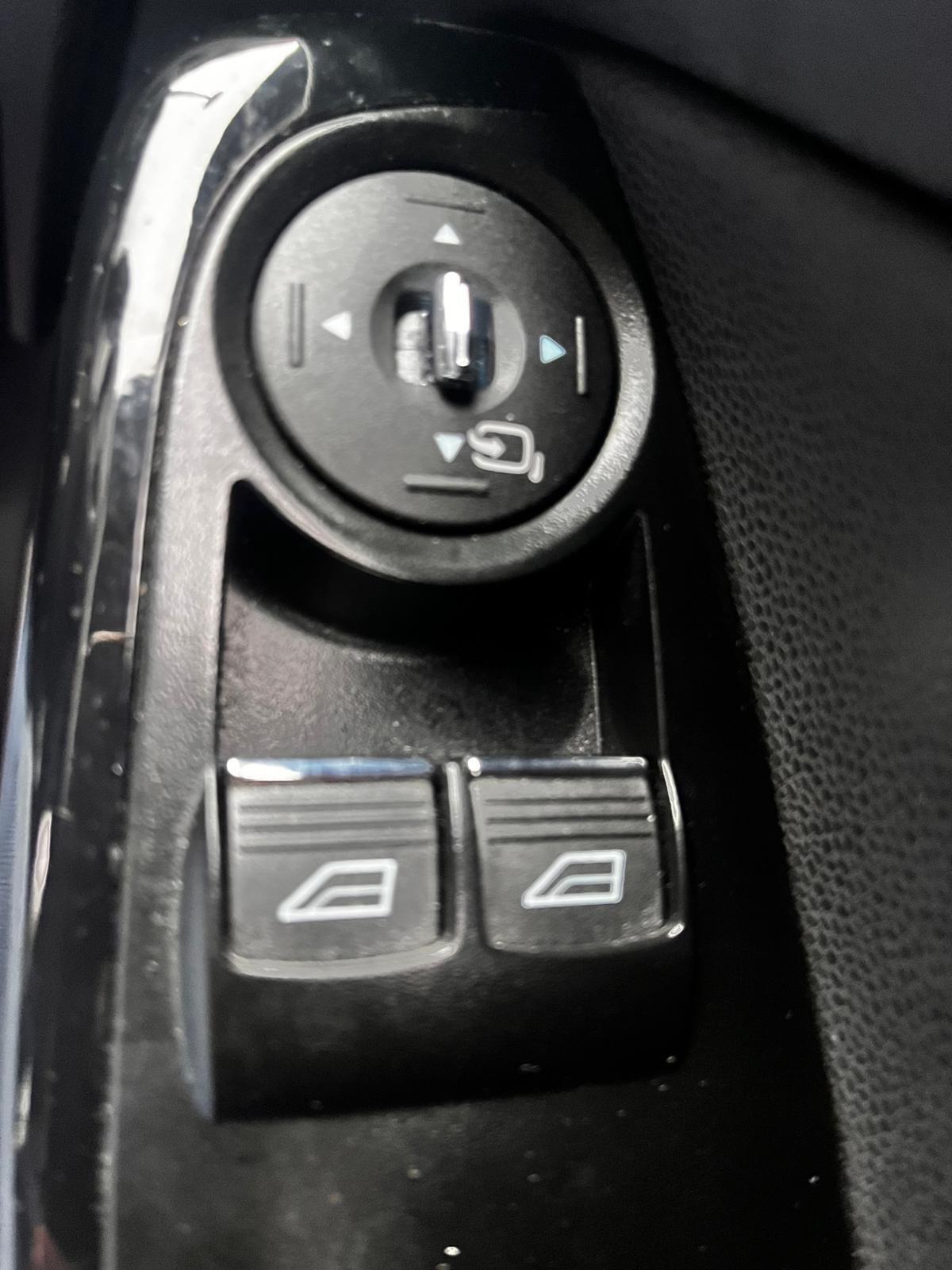 Used Ford Fiesta 2014 for sale - 77279707: Photo 24