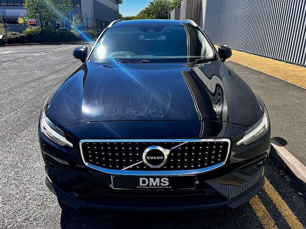 Used Volvo V60 Cross Country 2021 for sale - 74679030: Photo 3