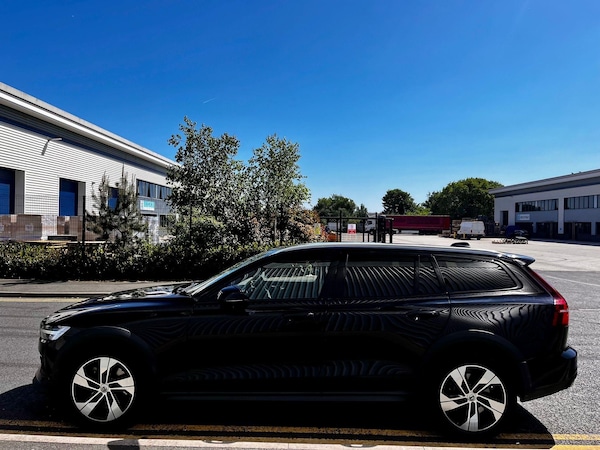 Used Volvo V60 Cross Country 2021 for sale - 74679030: Photo 5
