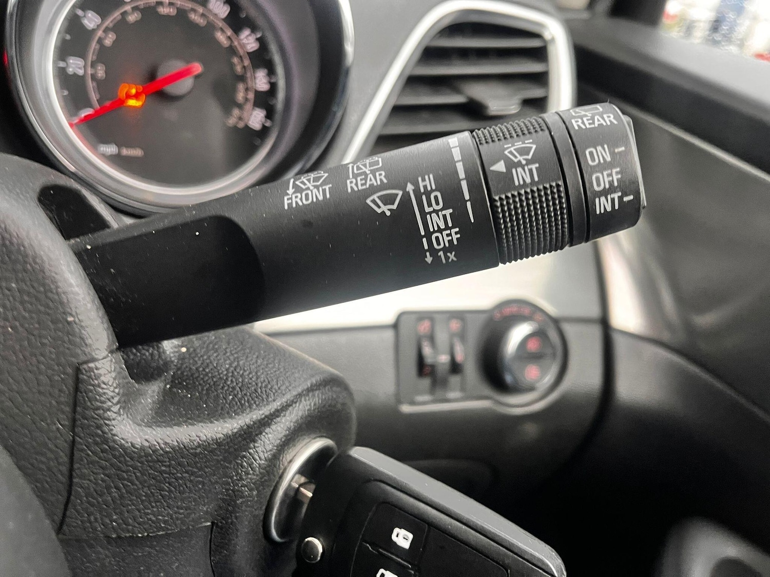 Used Vauxhall Mokka 2016 for sale - 77320358: Photo 31