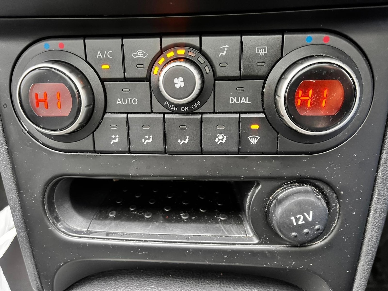 Used Nissan Qashqai+2 2013 for sale - 76976362: Photo 27