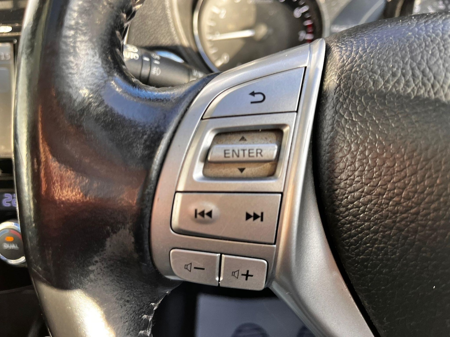 Used Nissan Qashqai 2016 for sale - 76824860: Photo 23