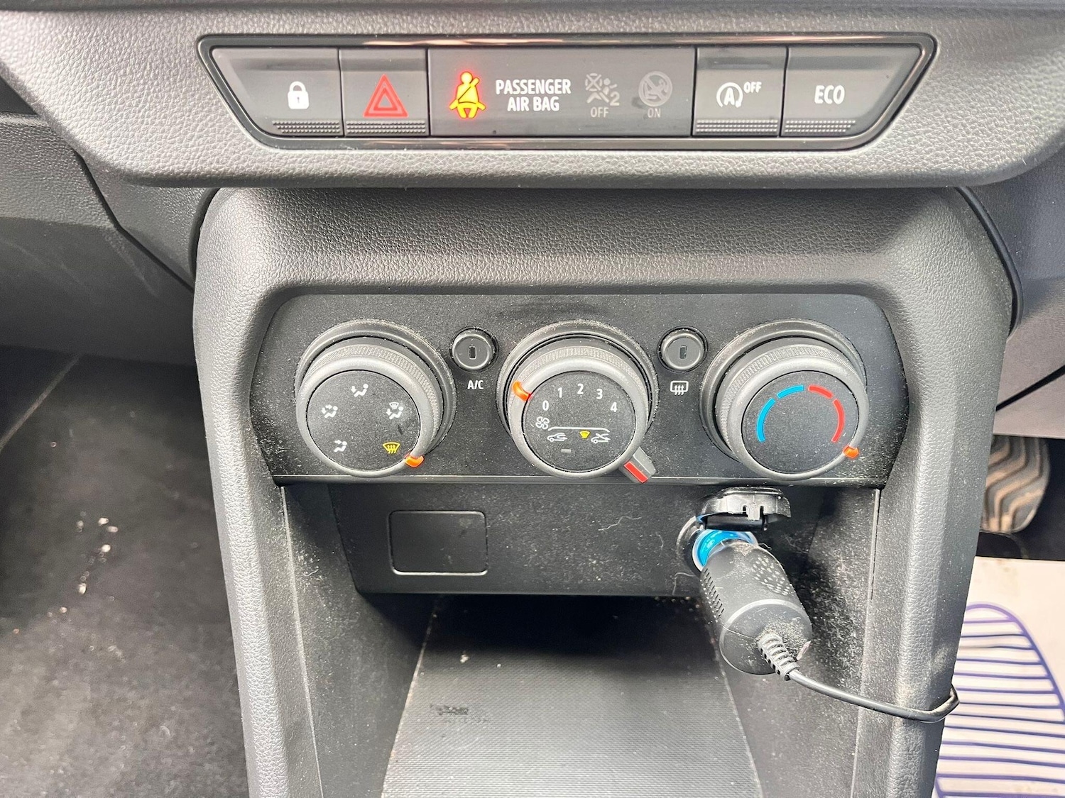 Used Dacia Sandero Stepway 2022 for sale - 77783876: Photo 9