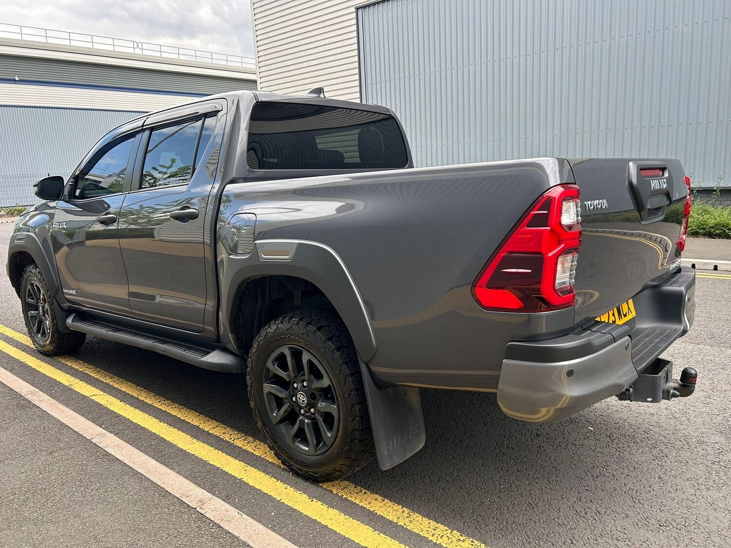 Used Toyota Hilux for sale - 77924991: Photo 6