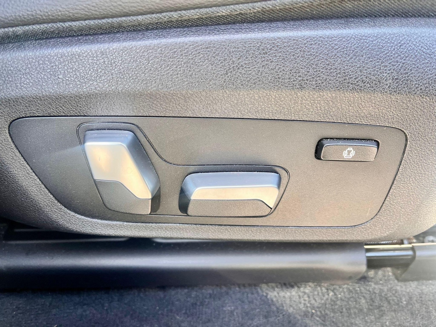 Used BMW X4 2019 for sale - 78157423: Photo 24