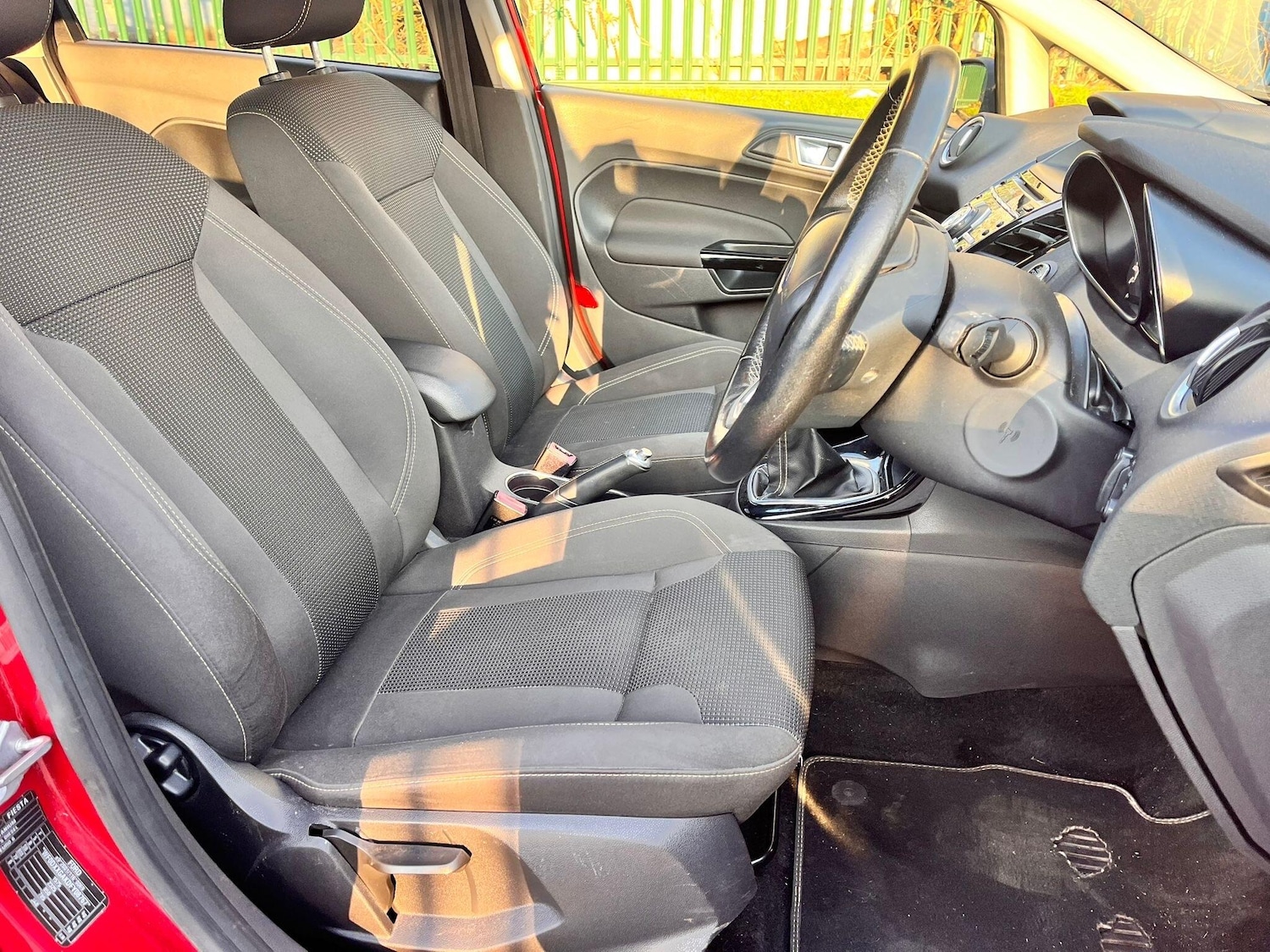 Used Ford Fiesta 2015 for sale - 77783349: Photo 12