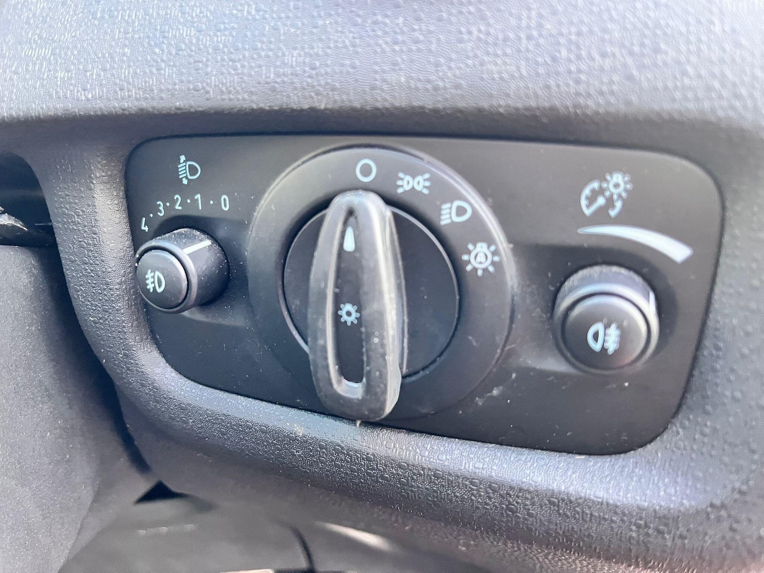 Used Ford Fiesta 2015 for sale - 77783349: Photo 20