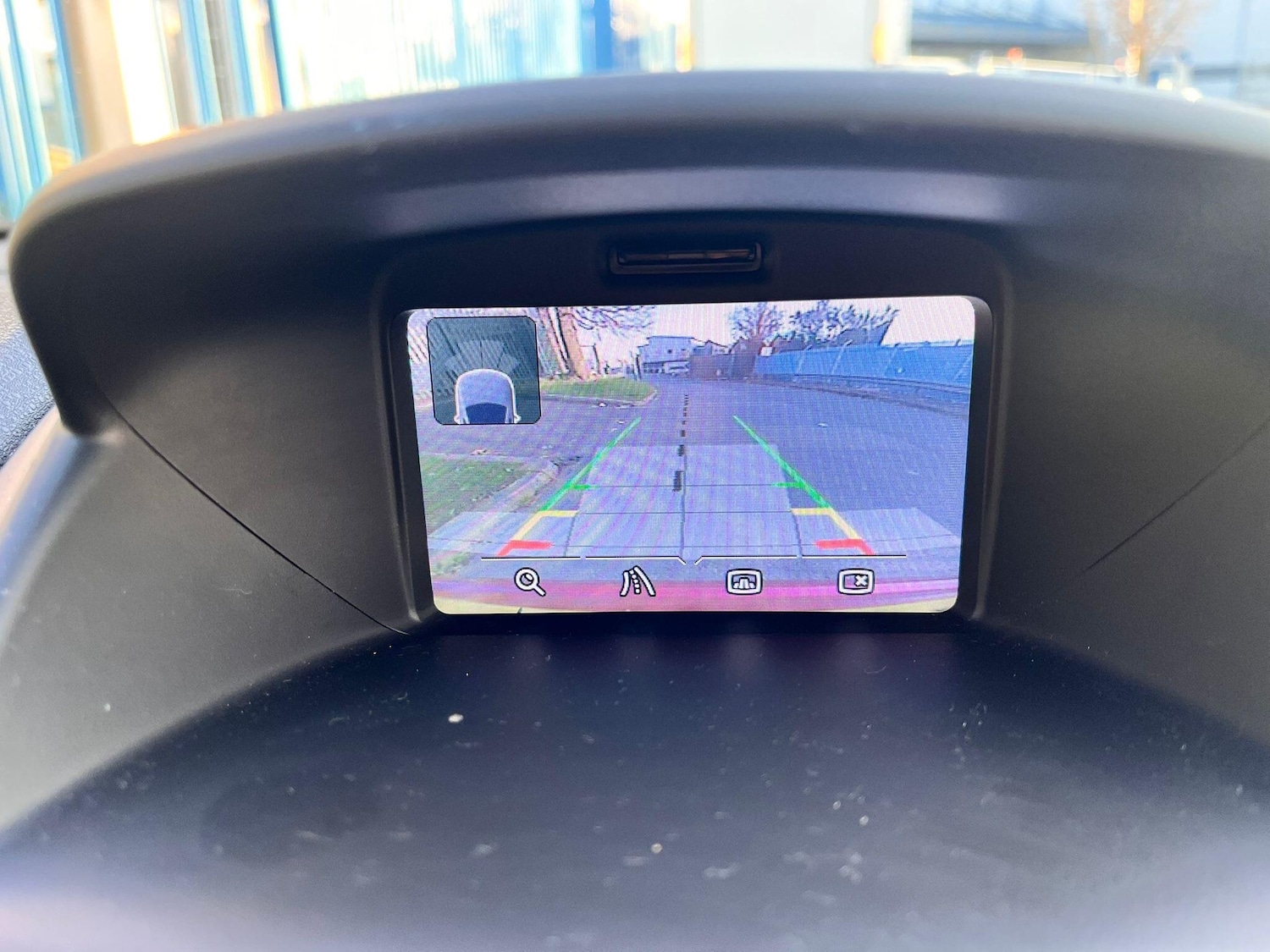 Used Ford Fiesta 2015 for sale - 77783349: Photo 32