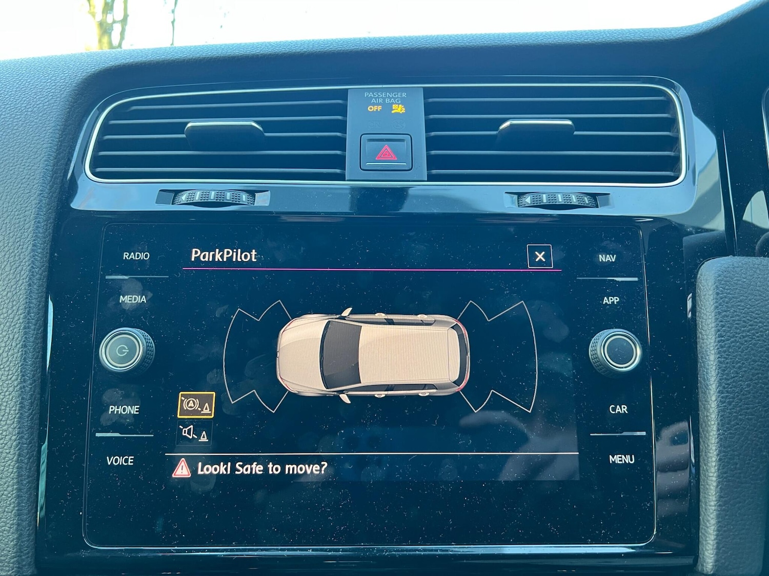 Used Volkswagen Golf 2018 for sale - 77091549: Photo 32