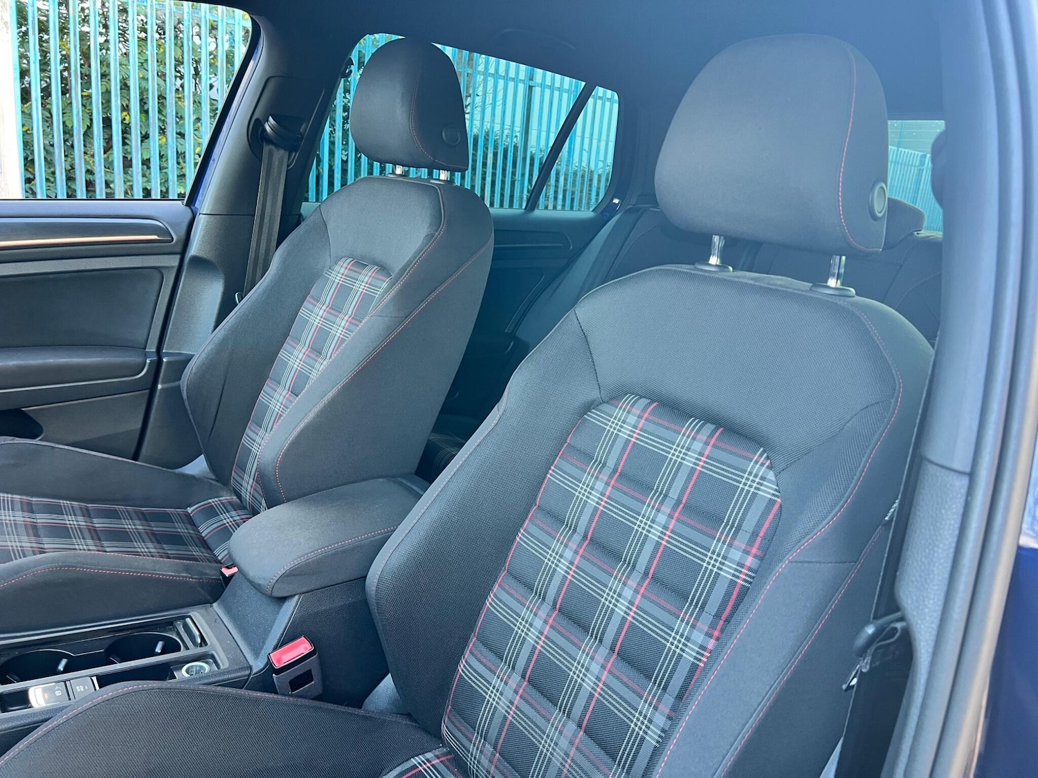 Used Volkswagen Golf 2018 for sale - 77091549: Photo 40