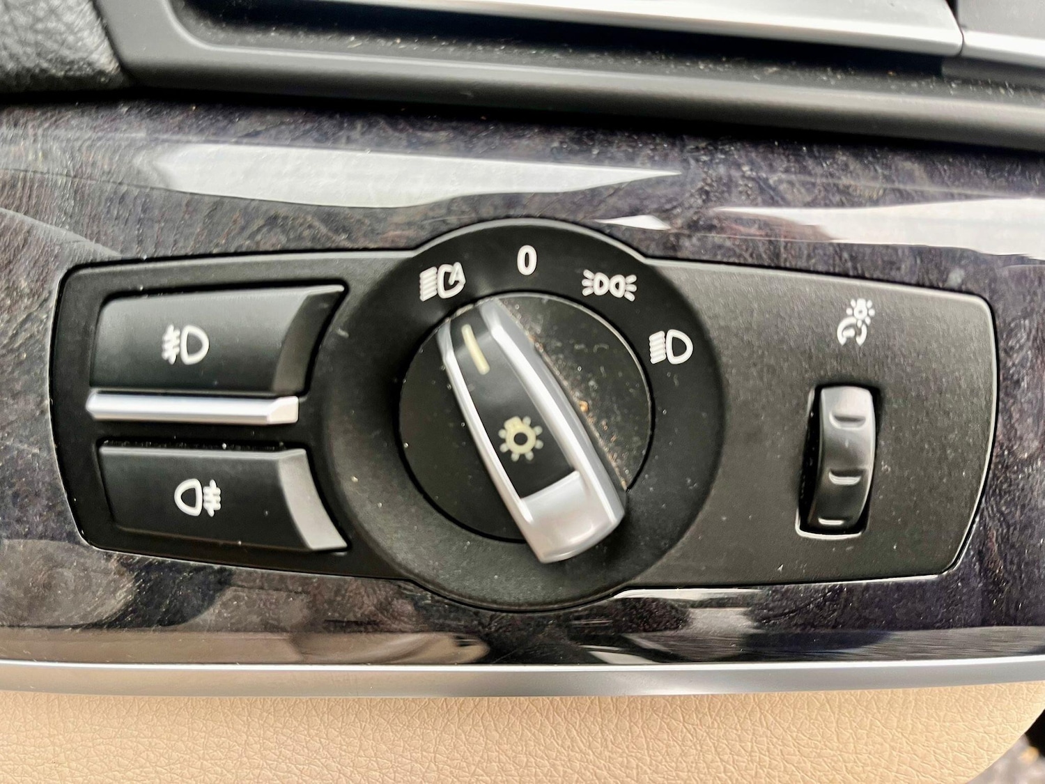 Used BMW 7 Series 2009 for sale - 76620319: Photo 32