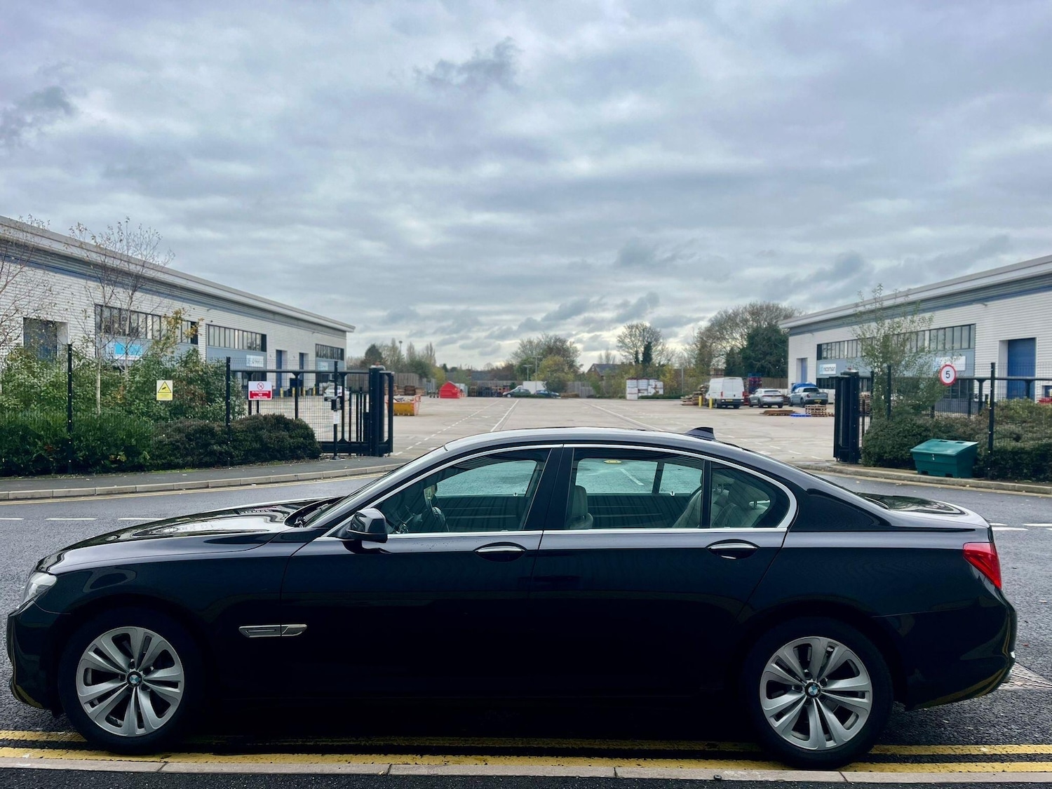 Used BMW 7 Series 2009 for sale - 76620319: Photo 60