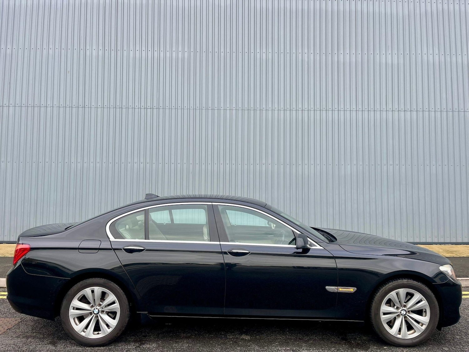 Used BMW 7 Series 2009 for sale - 76620319: Photo 9