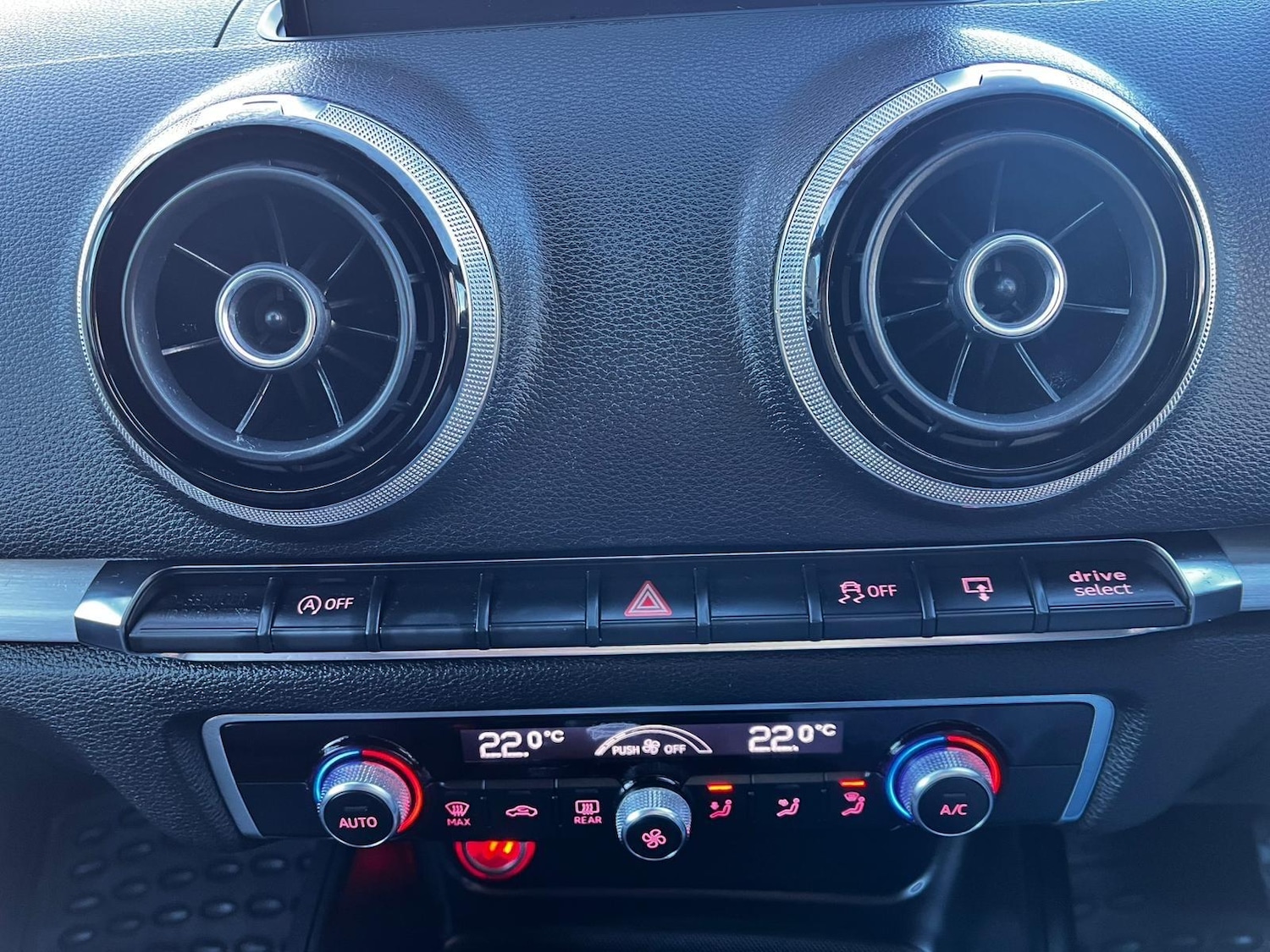 Used Audi A3 2016 for sale - 77130830: Photo 65