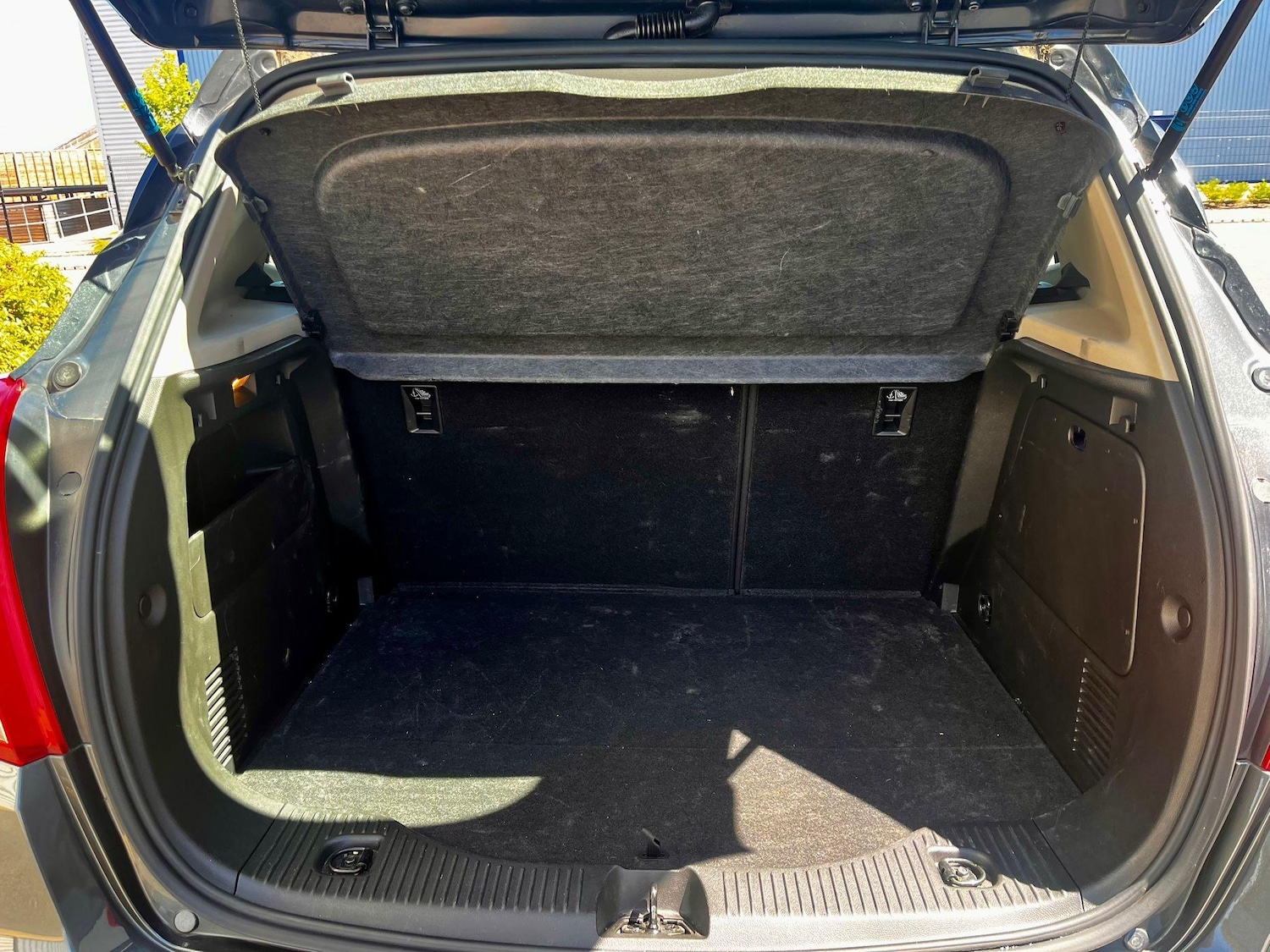 Vehicle 46