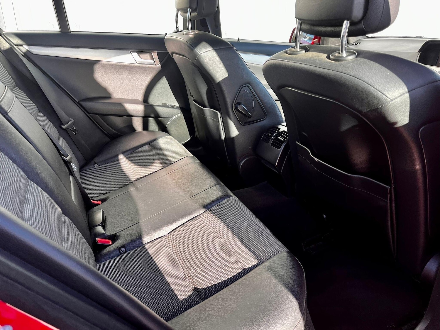 Used Mercedes-Benz C Class 2012 for sale - 76975737: Photo 14