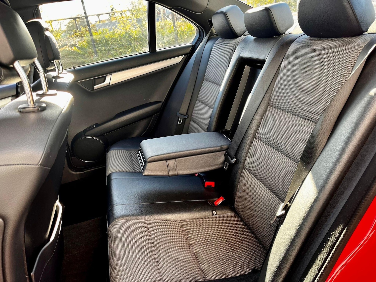 Used Mercedes-Benz C Class 2012 for sale - 76975737: Photo 17