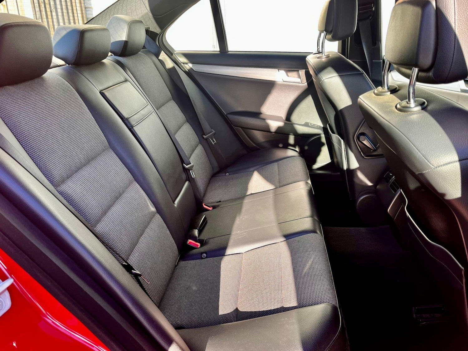 Used Mercedes-Benz C Class 2012 for sale - 76975737: Photo 19