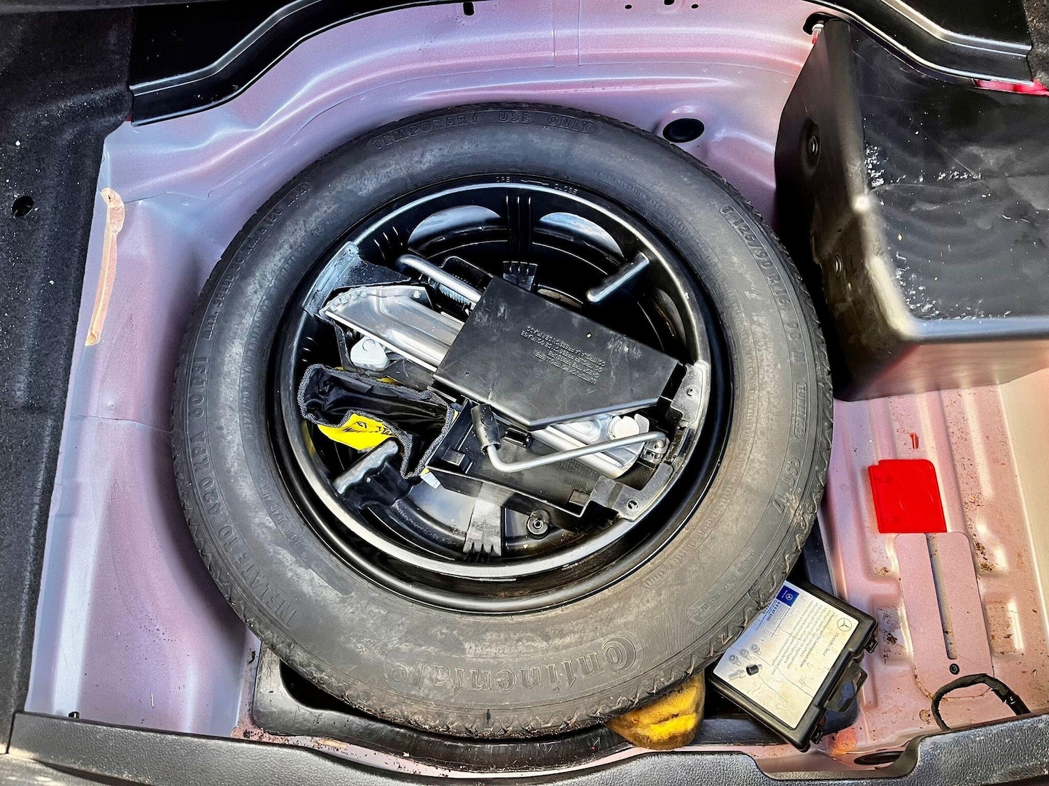 Used Mercedes-Benz C Class 2012 for sale - 76975737: Photo 34