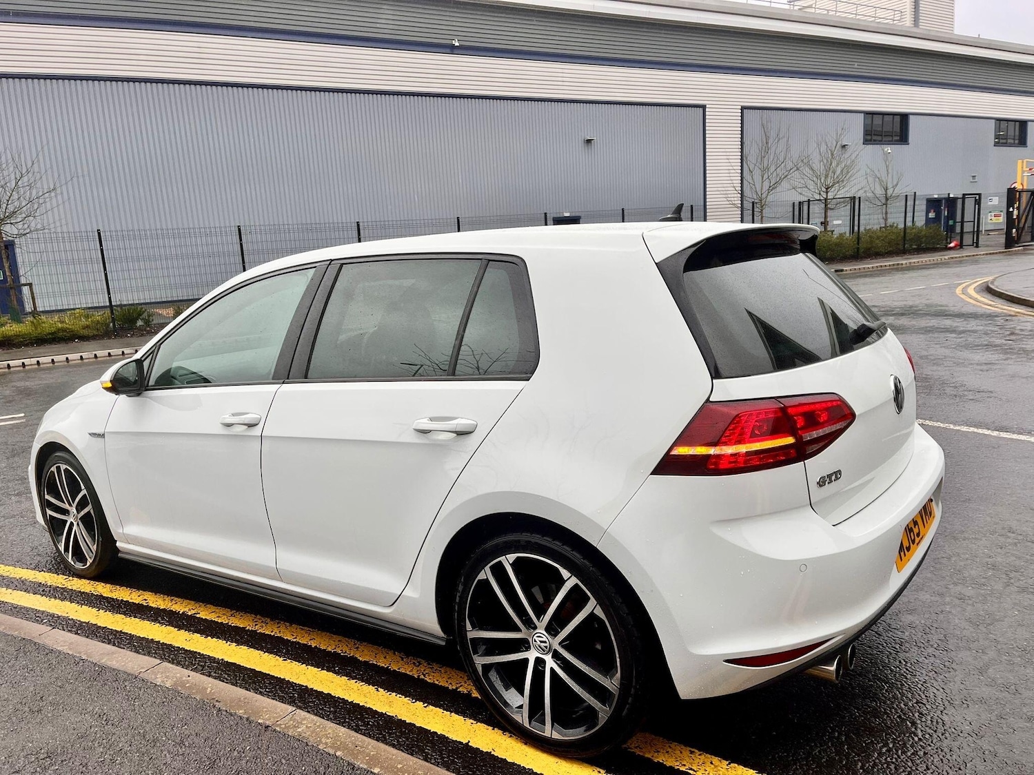 Used Volkswagen Golf for sale - 77824108: Photo 4