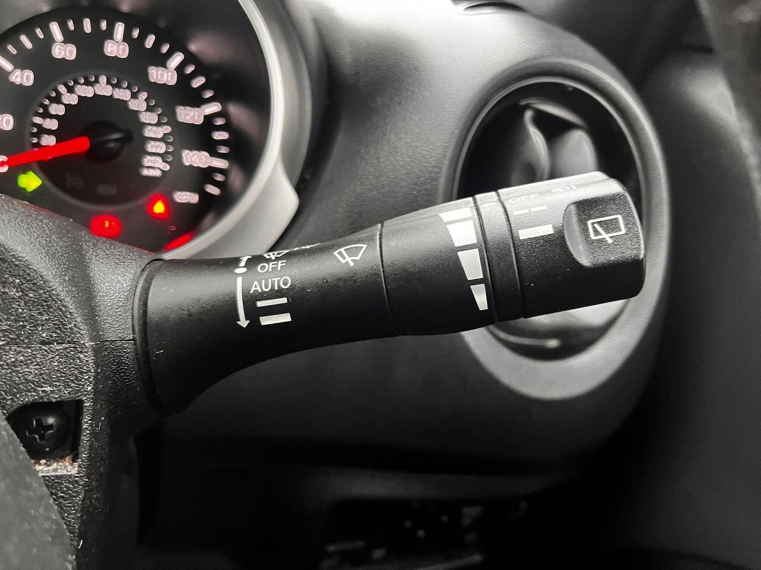 Used Nissan Juke 2016 for sale - 77682828: Photo 19