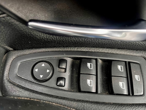 Used BMW 3 Series 2015 for sale - 74700434: Photo 21