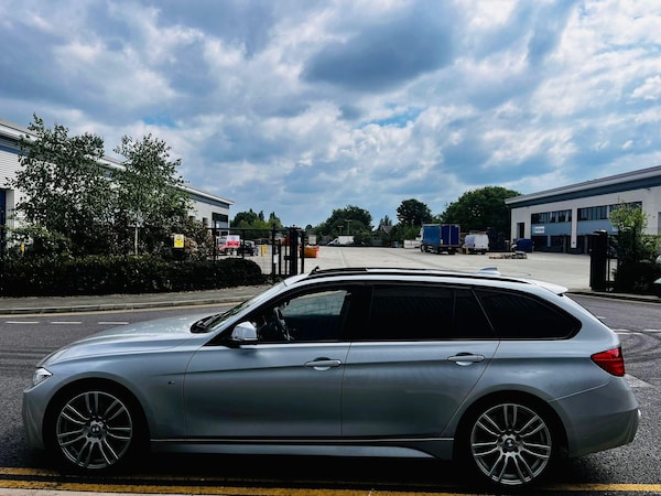 Used BMW 3 Series 2015 for sale - 74700434: Photo 4
