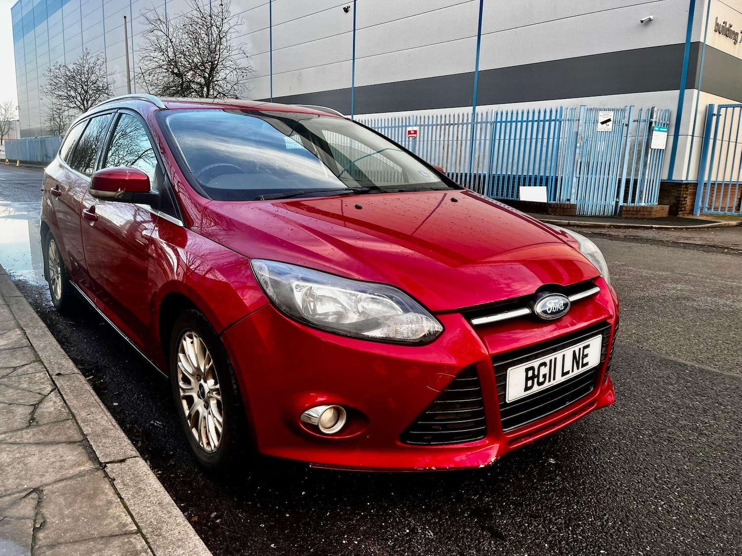 Used Ford Focus 2011 for sale - 76976539: Photo 1