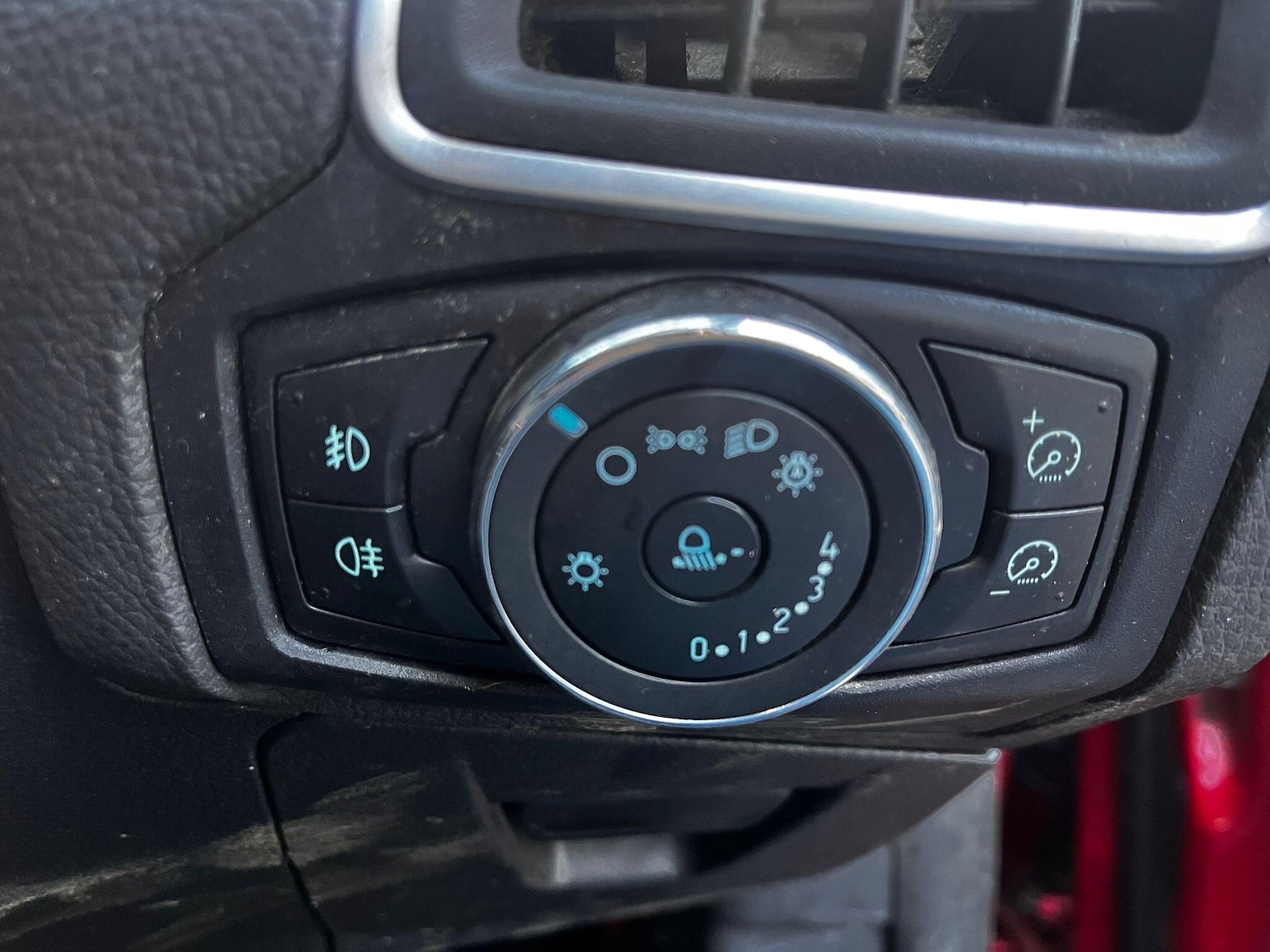 Used Ford Focus 2011 for sale - 76976539: Photo 23