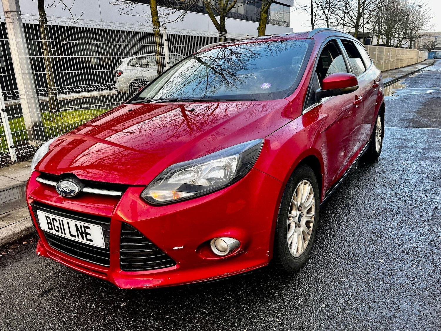 Used Ford Focus 2011 for sale - 76976539: Photo 3