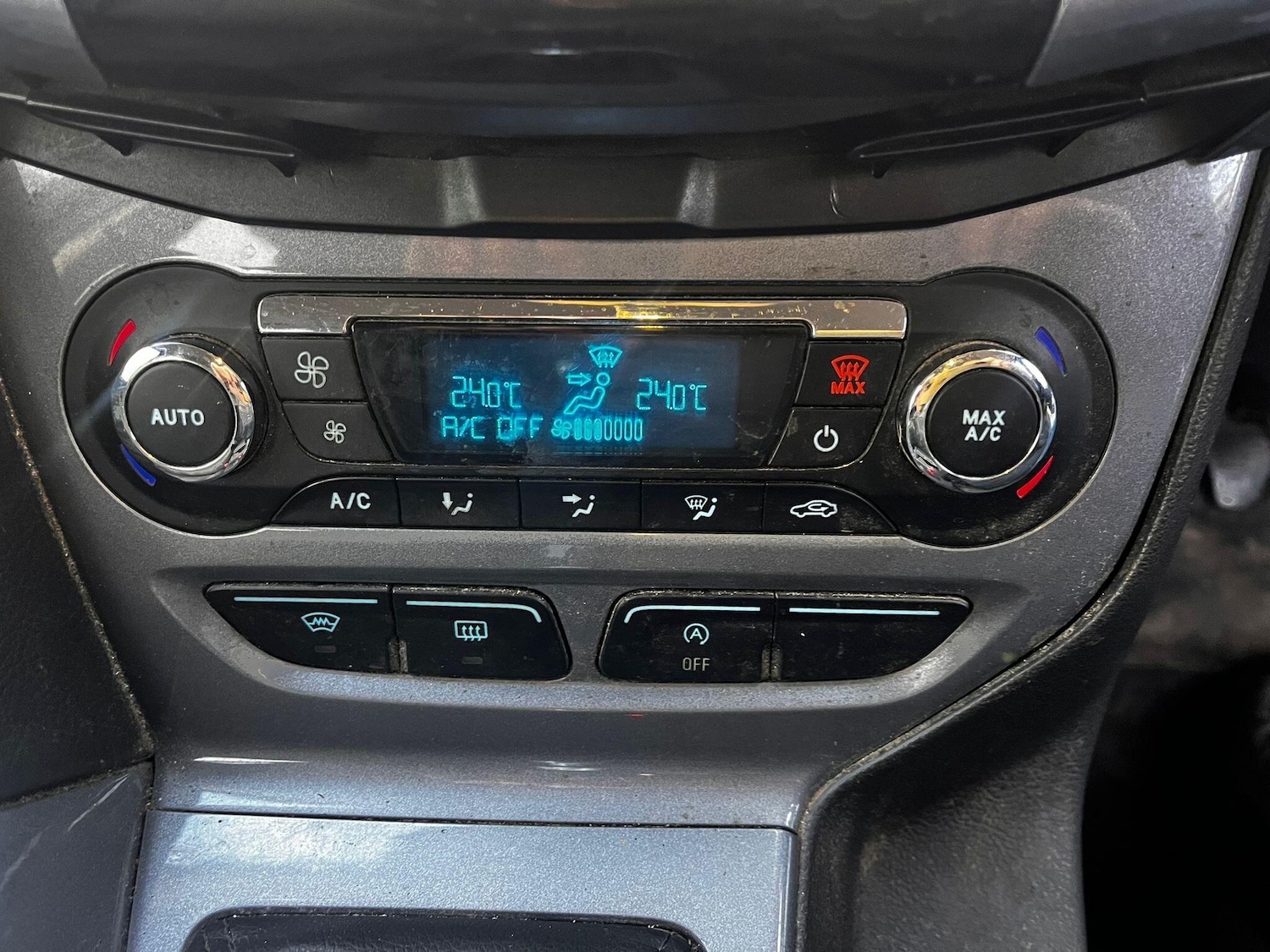 Used Ford Focus 2011 for sale - 76976539: Photo 30