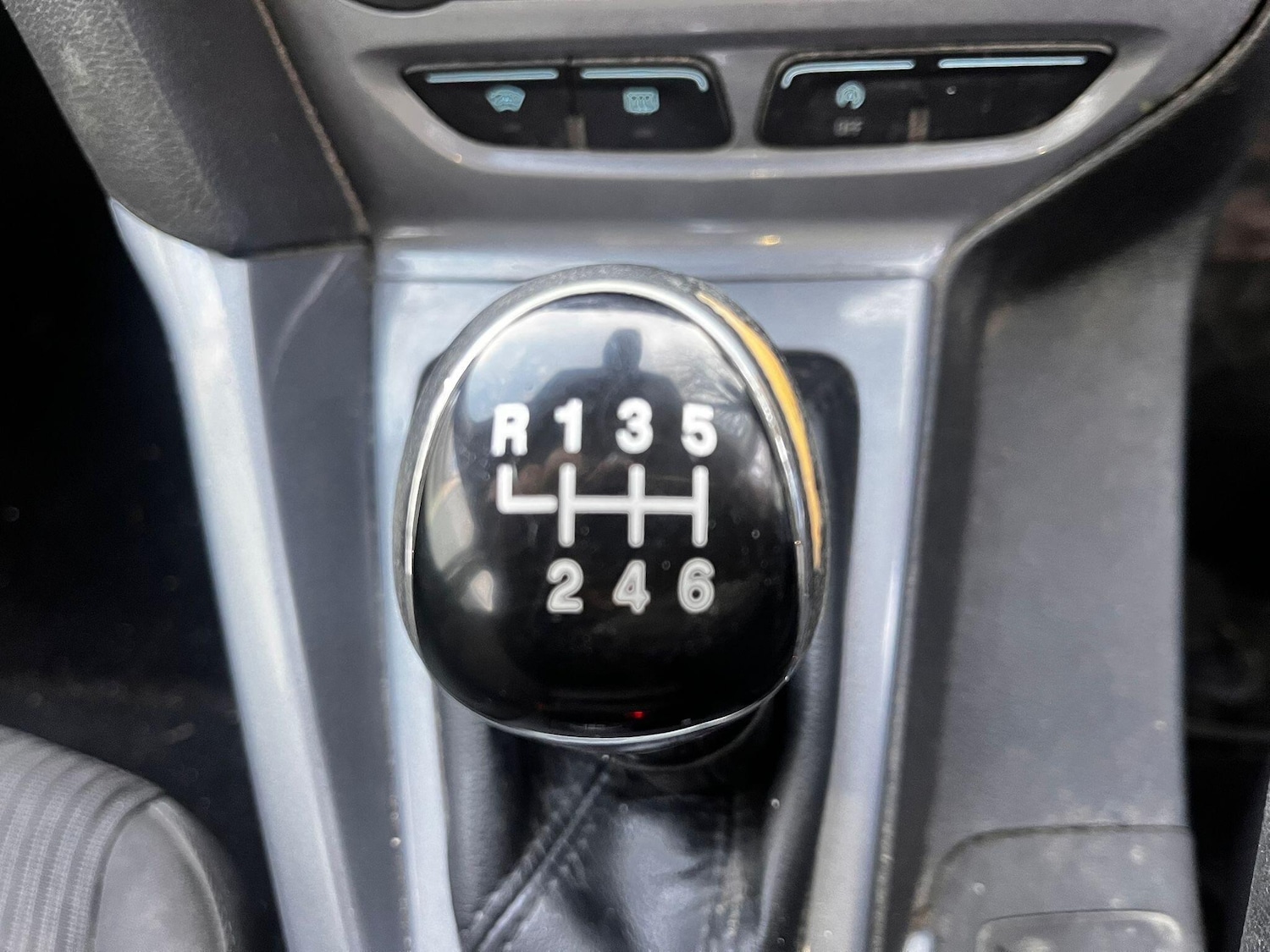 Used Ford Focus 2011 for sale - 76976539: Photo 9