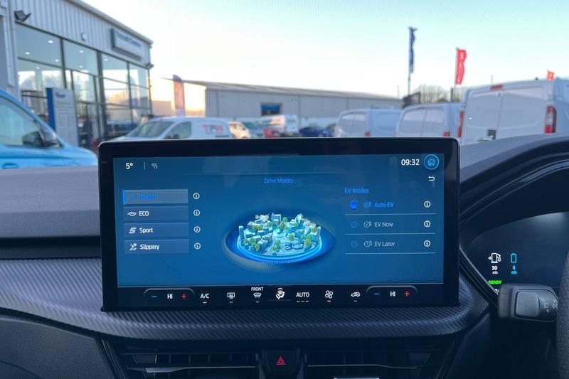 Used Ford Kuga 2025 for sale - 77006076: Photo 38