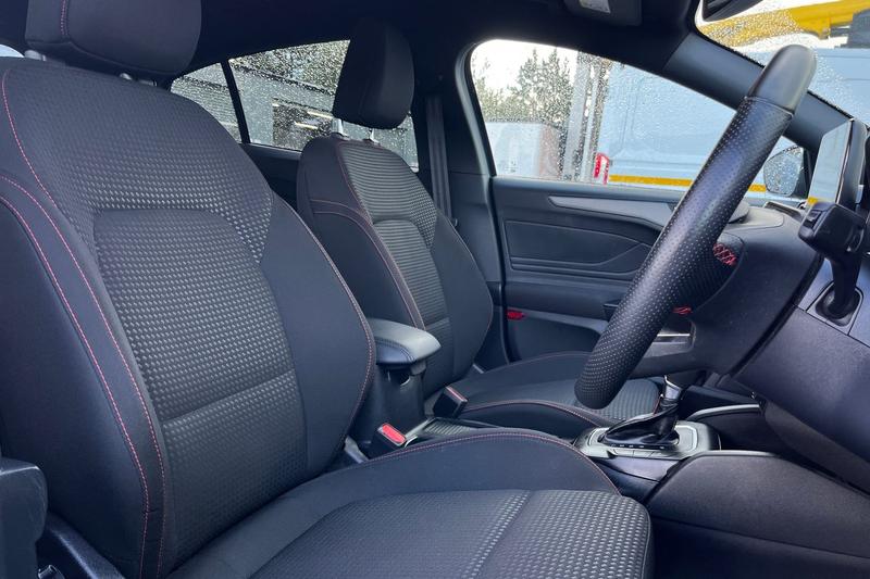 Used Ford Focus 2022 for sale - 75985230: Photo 17