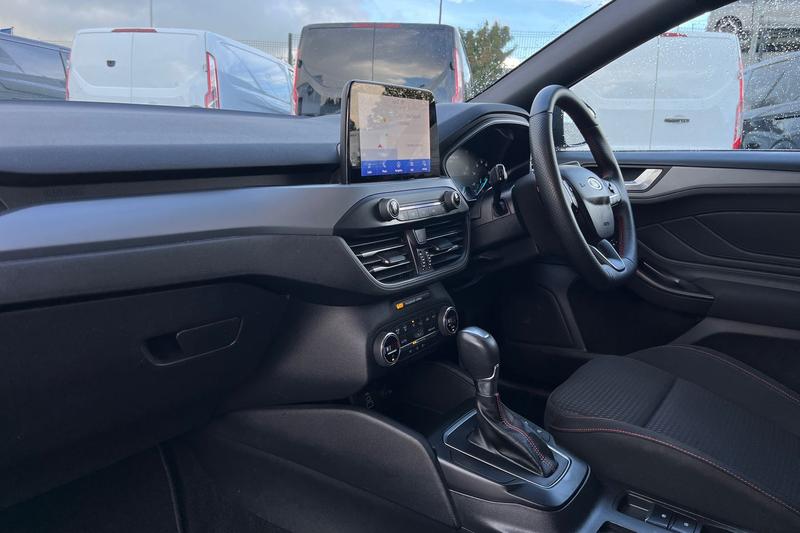 Used Ford Focus 2022 for sale - 75985230: Photo 18