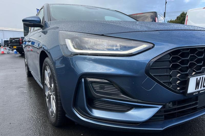 Used Ford Focus 2022 for sale - 75985230: Photo 25