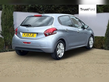 Used Peugeot 208 2019 for sale - 78513468: Photo