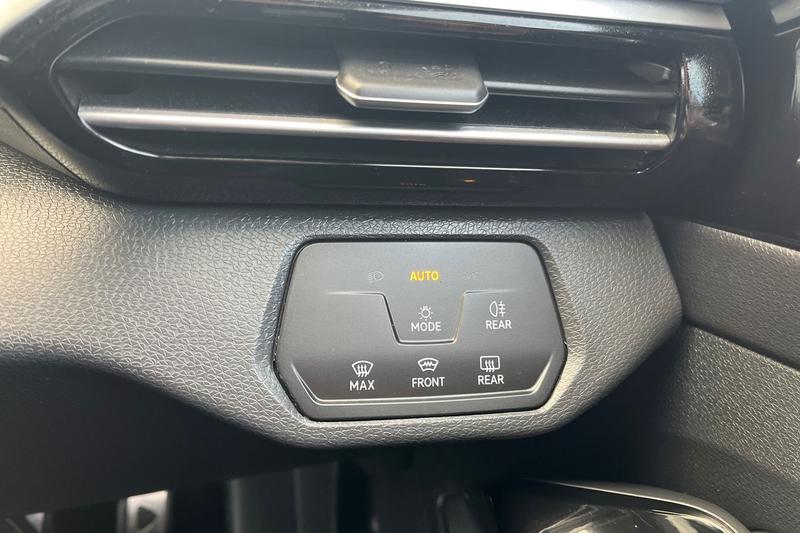 Used Volkswagen ID.4 2022 for sale - 76641065: Photo 24