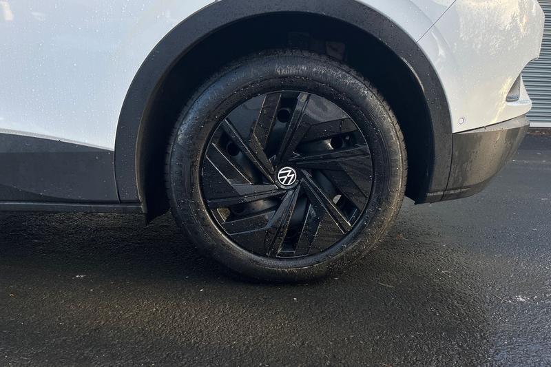 Used Volkswagen ID.4 2022 for sale - 76641065: Photo 8