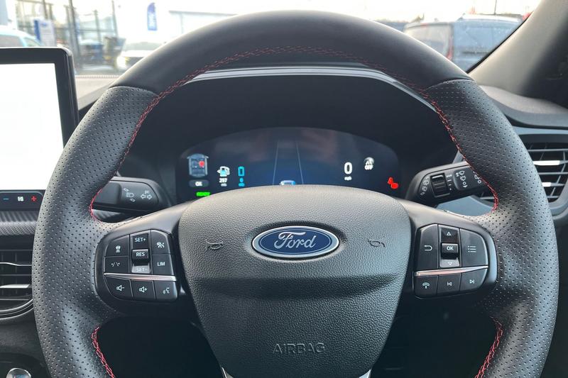 Used Ford Kuga 2025 for sale - 76971968: Photo 12