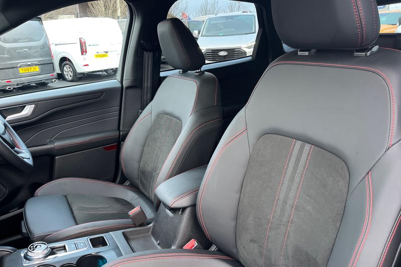 Used Ford Kuga 2025 for sale - 76971968: Photo 19